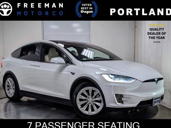 TESLA MODEL X 2019 5YJXCAE20KF198878 image